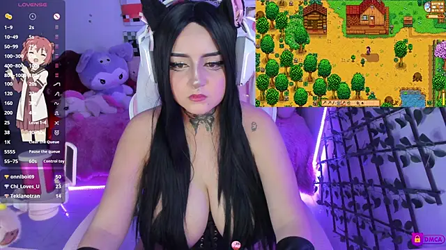 MaddyFooxx live sex cam