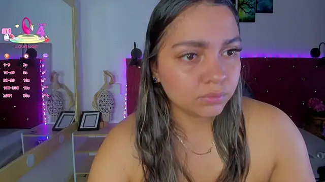 Abril_Gomez06's cam snapshot