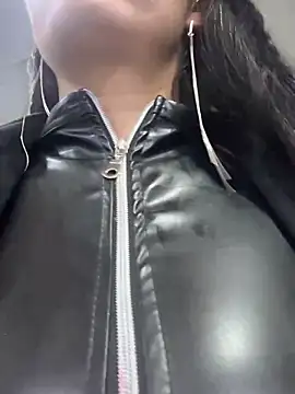 _Bella-Office1 live sex cam