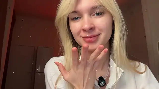 hereandnows_ live sex cam