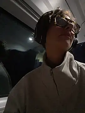 Thunder-Cunt's cam snapshot