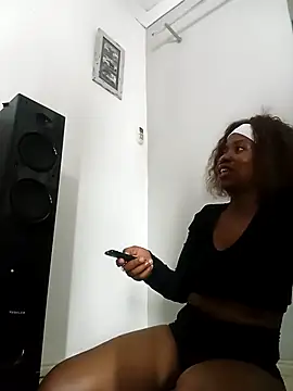 CandyNaynay live sex cam