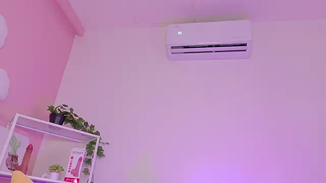 ParisFox_'s cam snapshot