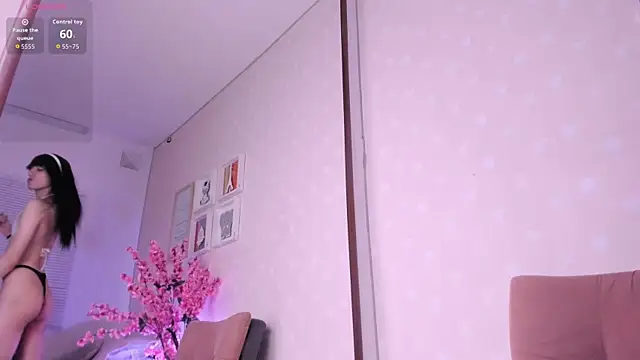 Naya_Velvet live sex cam