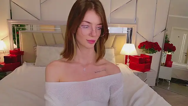 MeganMour's cam snapshot