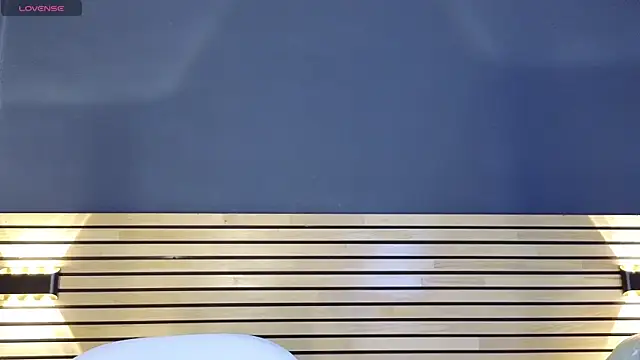 sara_saenz99 live sex cam