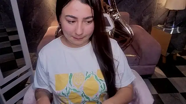 Kattia_mystic_b's cam snapshot