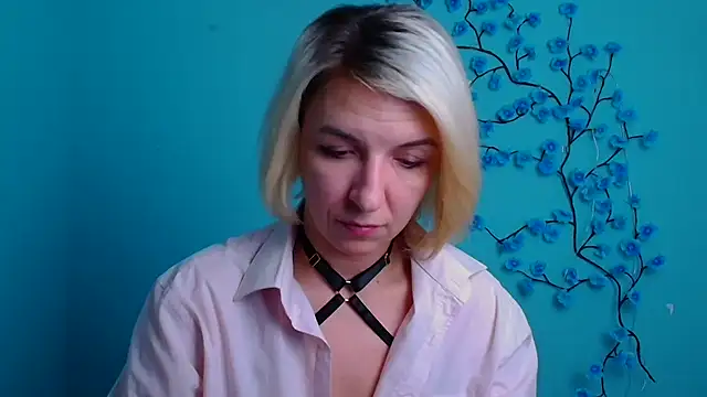 Lana_Foxyy's cam snapshot