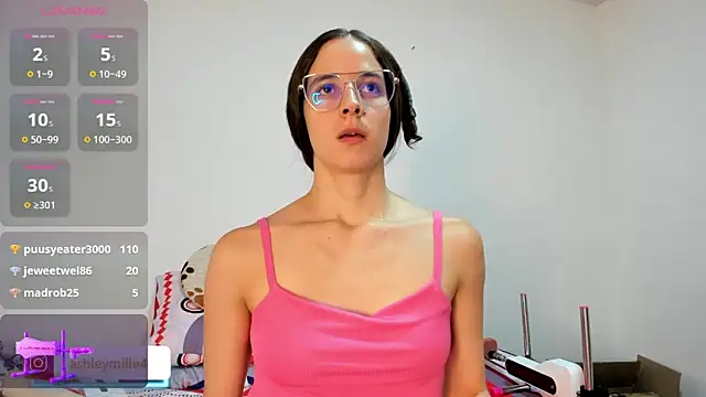 _ashleymiller's cam snapshot