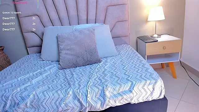 Amelia_Saenz_'s cam snapshot