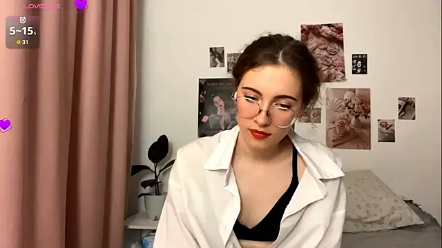 Kira_Sanders's cam snapshot