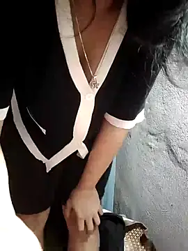 embe889's cam snapshot