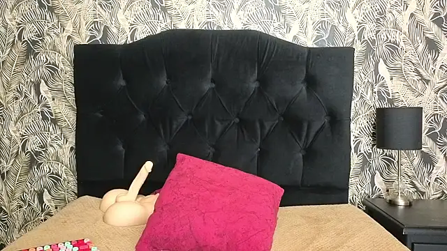 ChloeTurner_'s cam snapshot