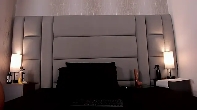 Mia-Medina's cam snapshot