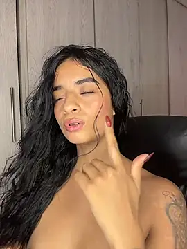 Laura_fernandezII's cam snapshot