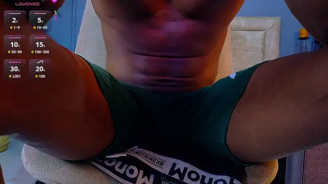 hunter_biggest's cam snapshot