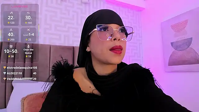 naishaa_'s cam snapshot