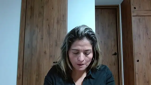 linda-mature43's cam snapshot