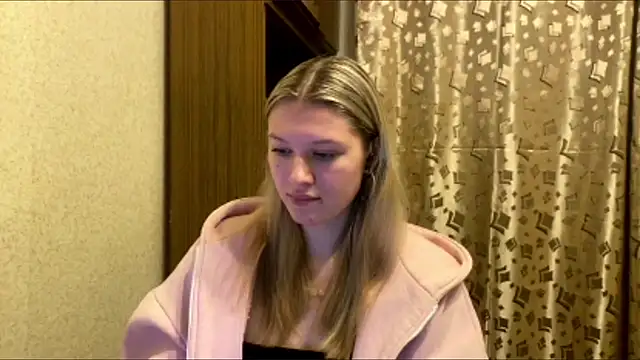 SkyeDavis's cam snapshot