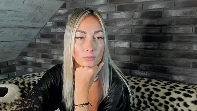 StarryHanna live sex cam