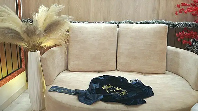 Emma_Walkerr_ live sex cam