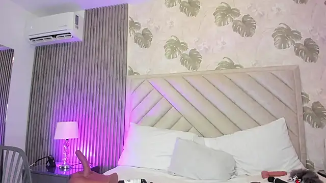 Samantha-Duque's cam snapshot