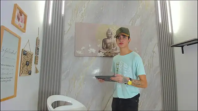 HEART_OF_MILAMBER's cam snapshot