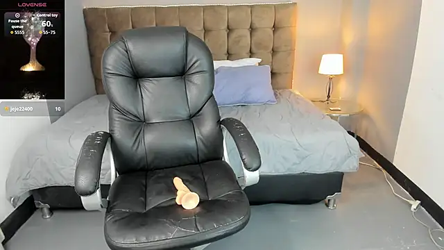 Violet_Moon20 live sex cam