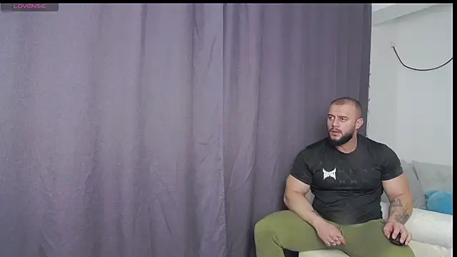 RickyMiami1 live sex cam