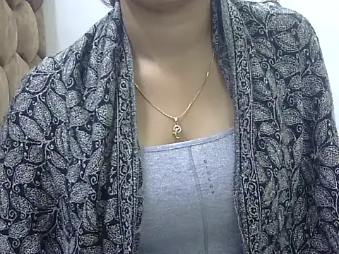 SONIYA_47's cam snapshot