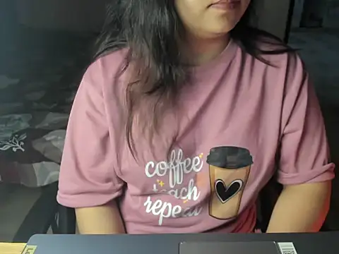 Divya68's cam snapshot