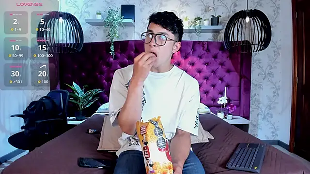 AustinJones_'s cam snapshot