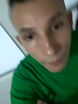 Isak_Millan live sex cam