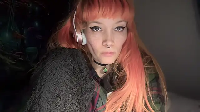 FRRANNKIE live sex cam