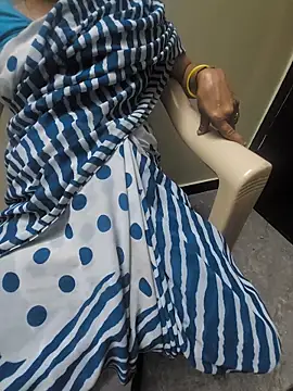 Tamilwifelove's cam snapshot