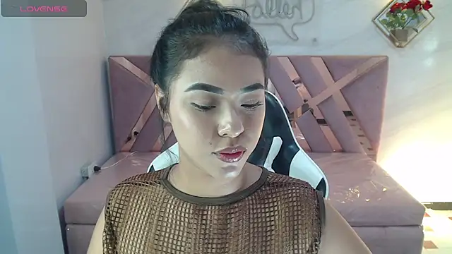 Kendall_Queen_v's cam snapshot