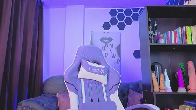 Violet_Jhonson's cam snapshot