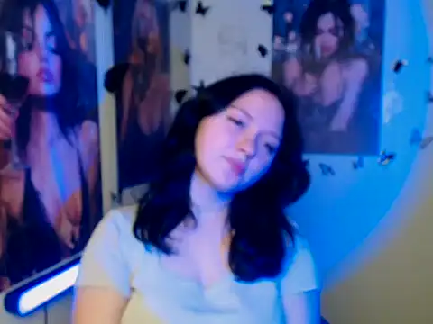 LadyAlice_'s cam snapshot