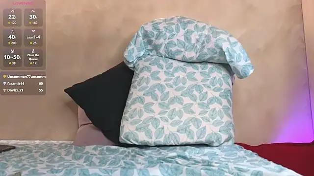 GingerMoon_'s cam snapshot