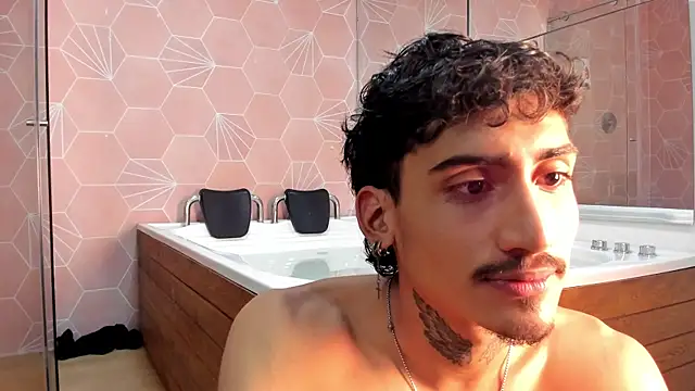 Mr_Strike's cam snapshot