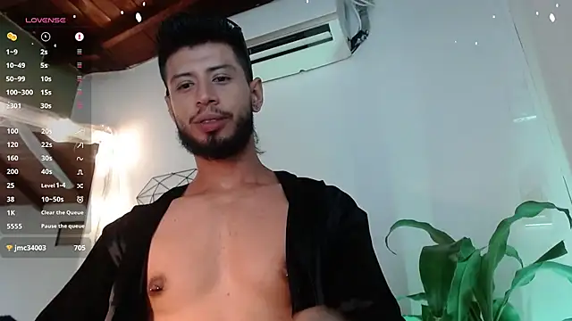 Colby_brown03's cam snapshot