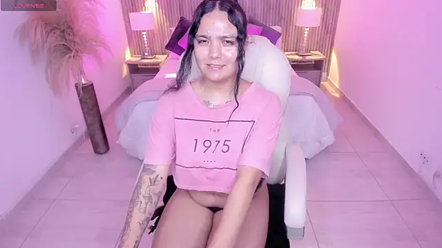 Allyson_brown_'s cam snapshot