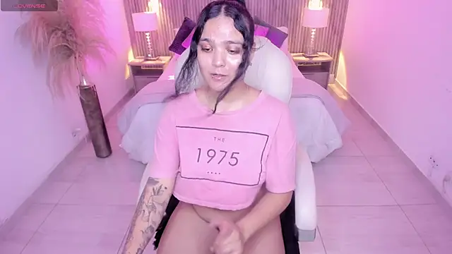 Allyson_brown_'s cam snapshot