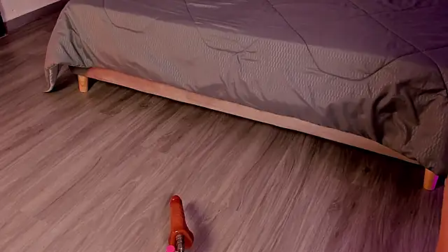 Lillyortiz's cam snapshot