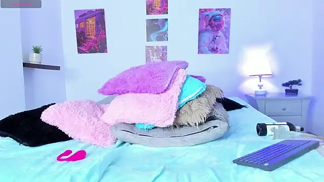 giseele-gigii's cam snapshot