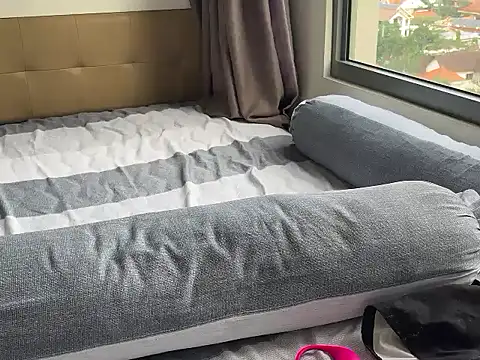 Lil_asianxyz's cam snapshot