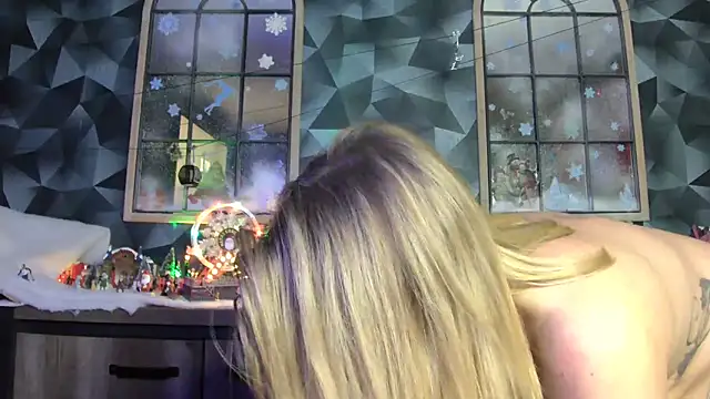 Delichieuse5's cam snapshot