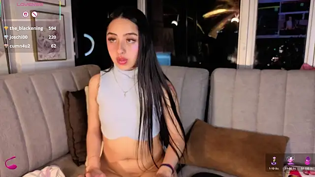 Daphne_chers's cam snapshot