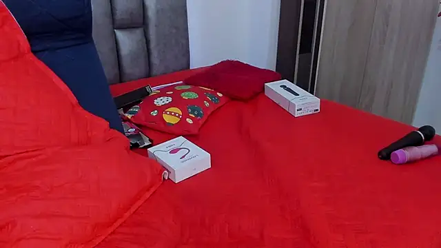 miaroberts69's cam snapshot