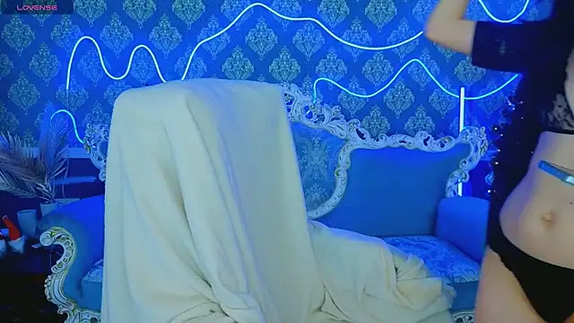 KarolinaSky's cam snapshot